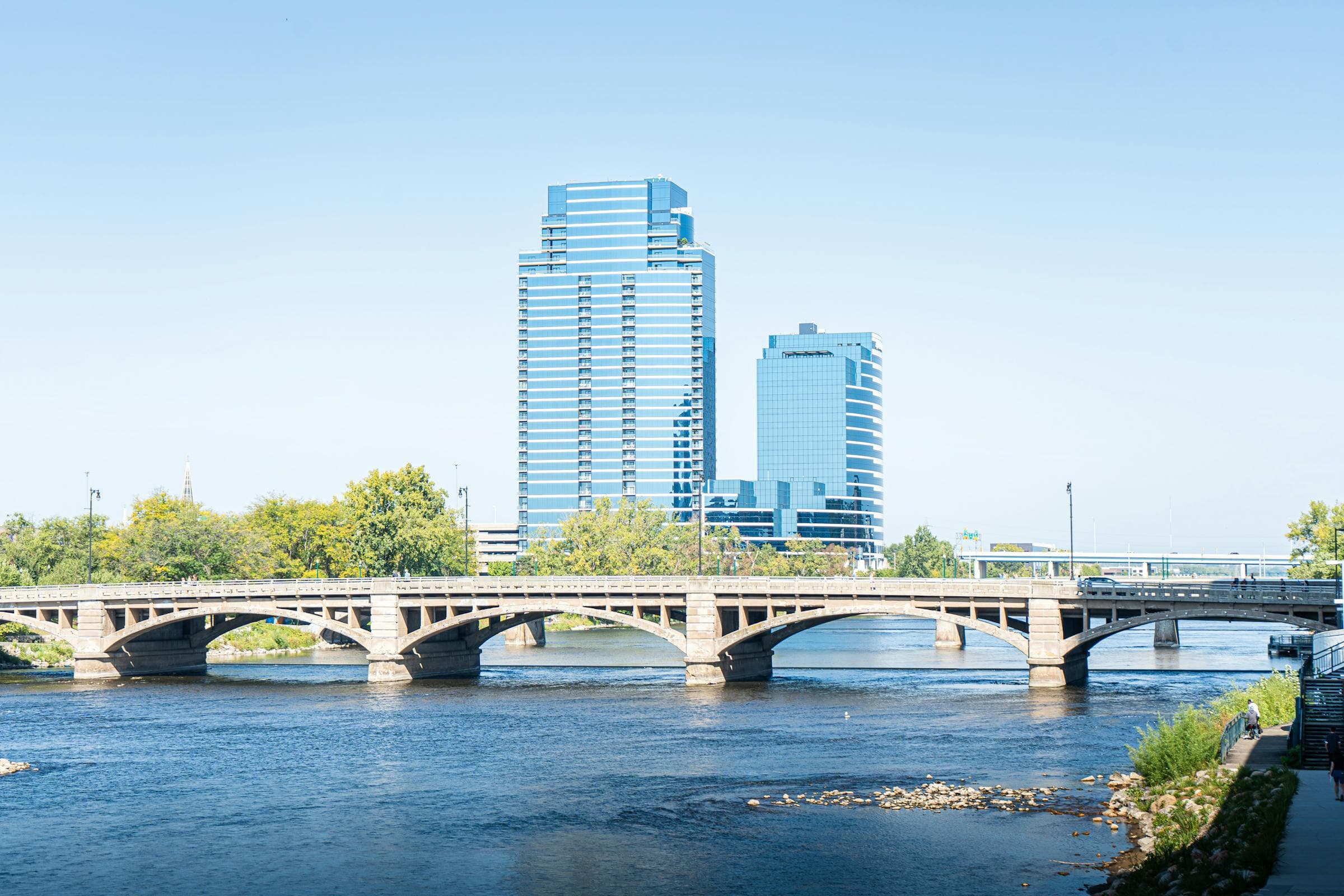 Grand Rapids, Michigan skyline at dusk