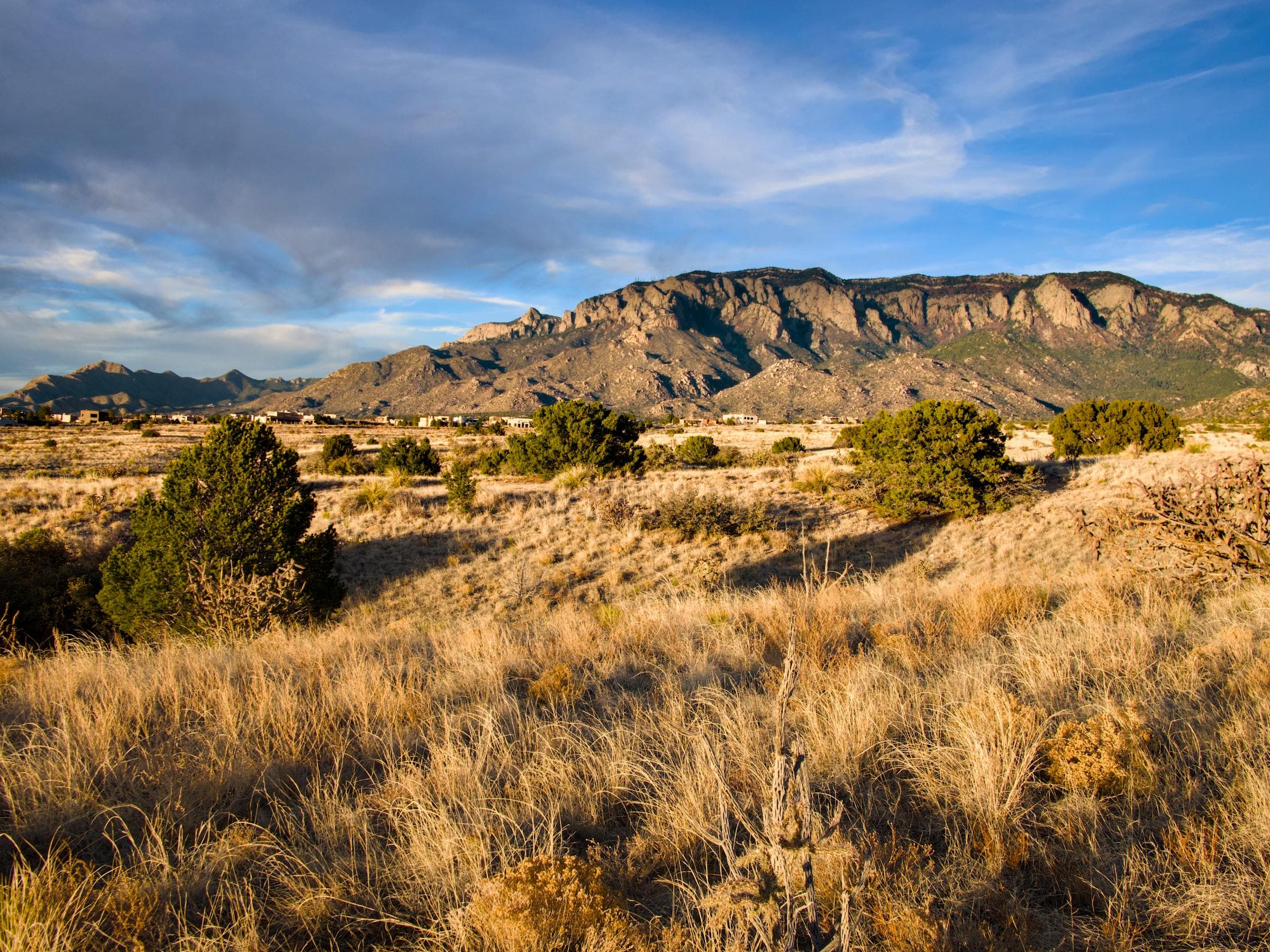 Rio Rancho, New Mexico skyline at dusk