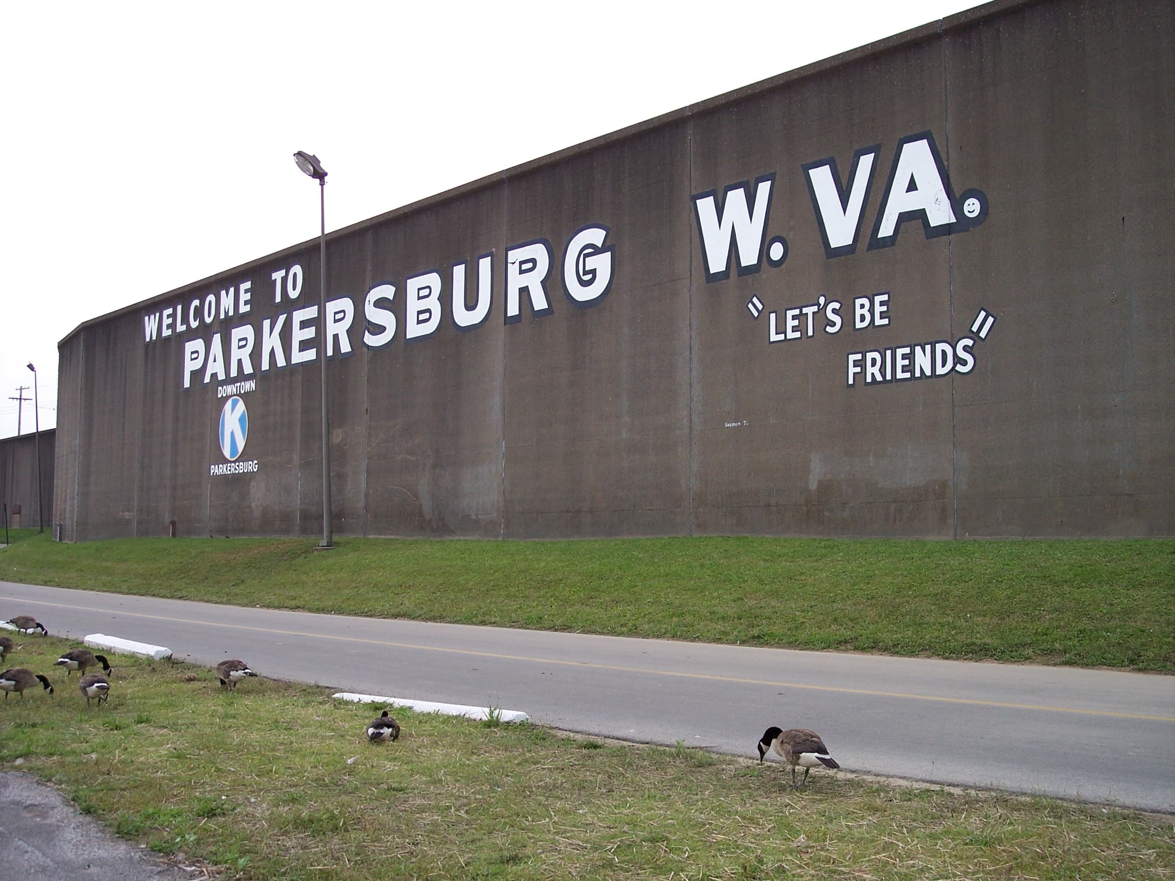 Parkersburg, West Virginia skyline at dusk