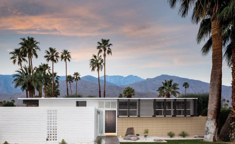 Palm Springs streetscape
